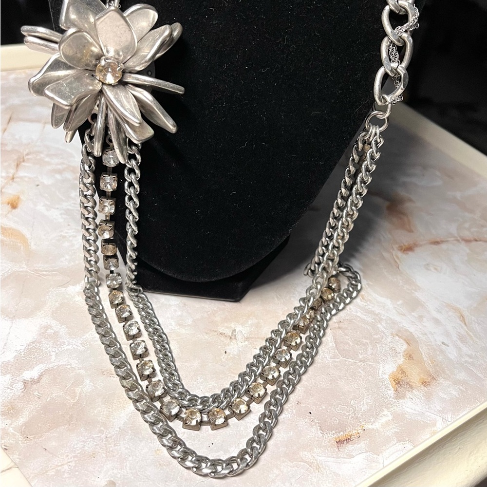 Loft Silvertone Statement Necklace Multilayer Chains & Large Chunky Cool Flower
